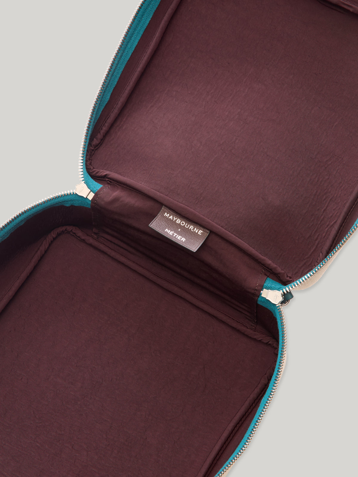 Maybourne x Métier Medium Travel Organiser